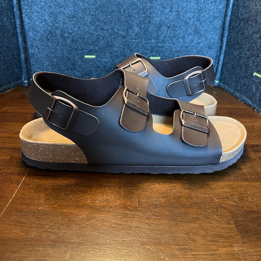 Cushionaire Men's Size 11 Brown Nappa Leland Cork Sandals NIB Adjustable‎ Buckle